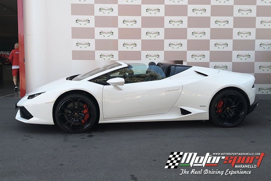 Test Drive Lamborghini Huracán LP610-4 Spyder (2 lugares) 7 Test Drive Lamborghini Huracán LP610-4 Spyder (2 lugares) - Imagem 7