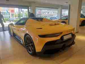 Maserati MC20 Cielo test drive 9 Test Drive Maserati Cielo dietro b 1