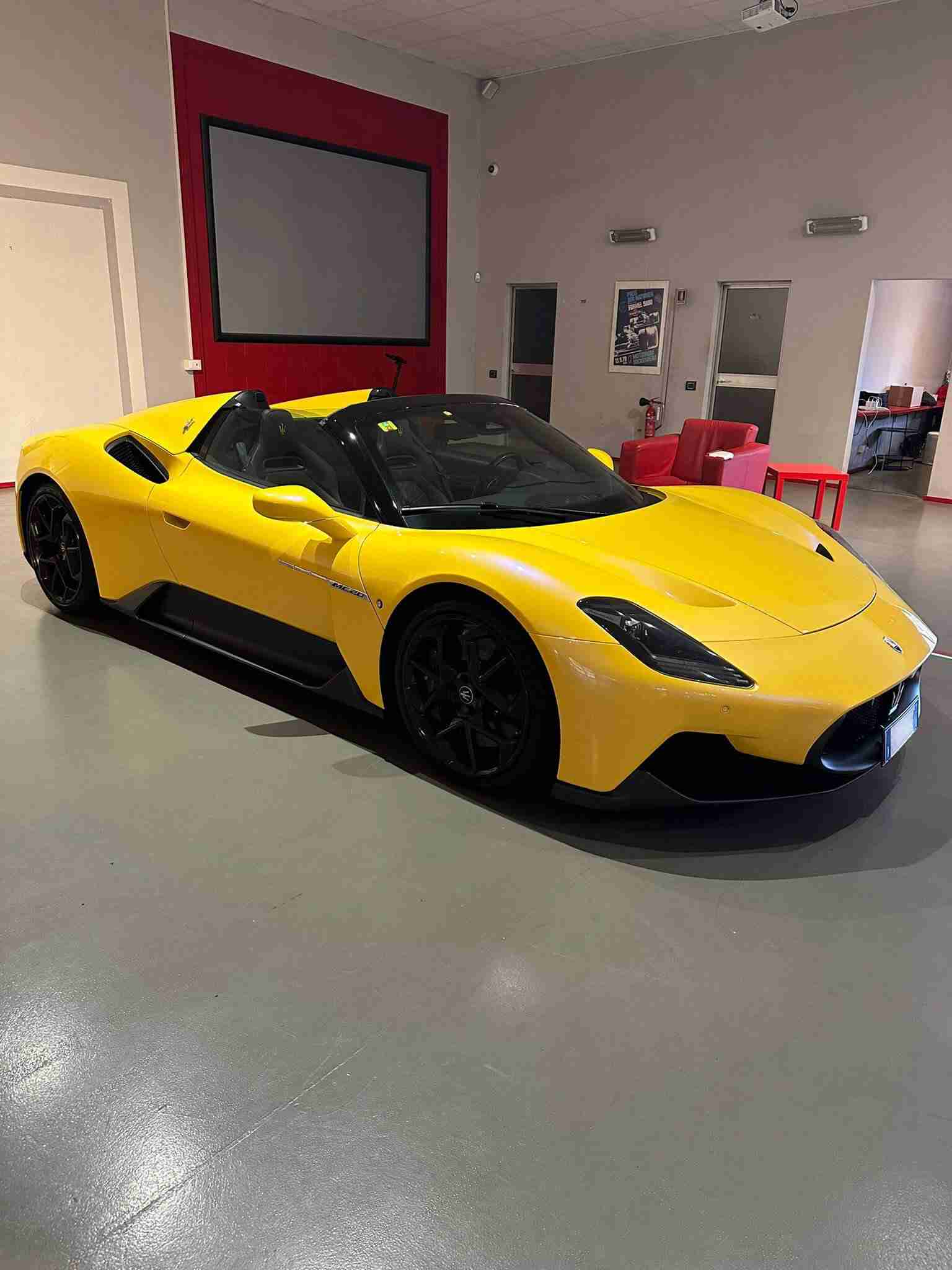 Maserati MC20 Cielo test drive 3 Maserati MC20 Cielo test drive - Imagem 3